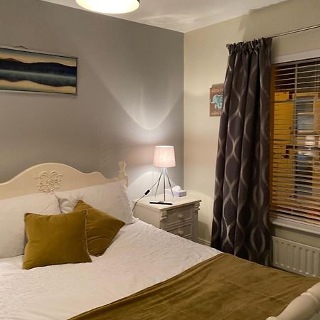 פלקרה The Strand Guest House מראה חיצוני תמונה